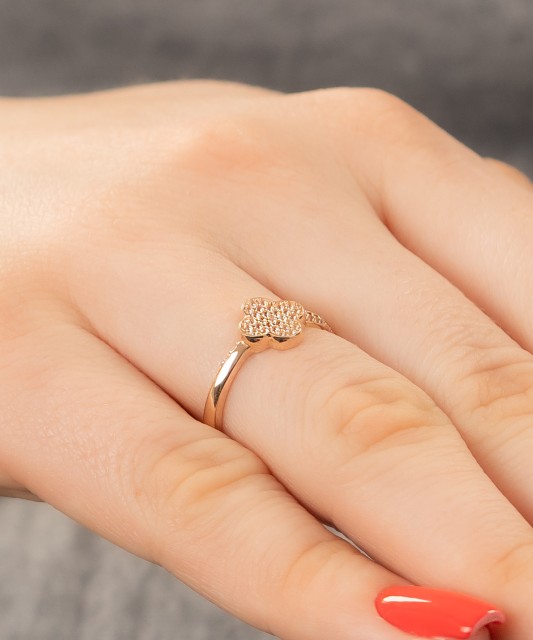 Zelta gredzens ar cirkonijiem