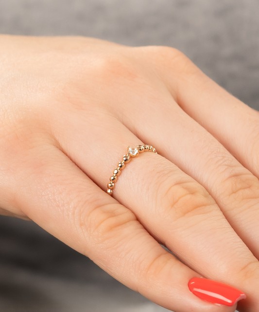 Zelta gredzens ar cirkoniju