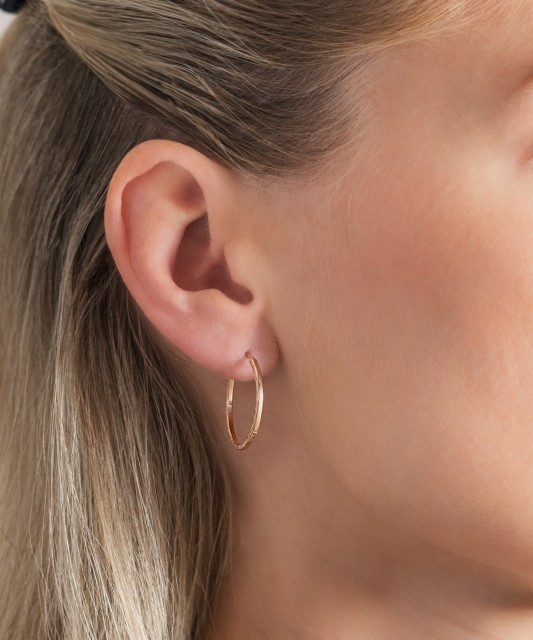 Zelta auskaru komplekti ar gravējumu 22mm - Goldinga