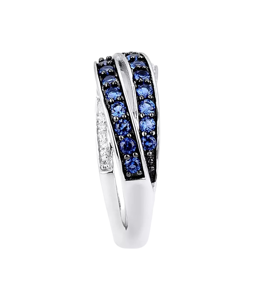 Sudraba gredzens ar cirkonijiem