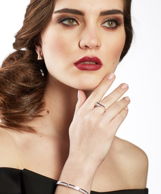 Серьги из позолоченного серебра с цирконами