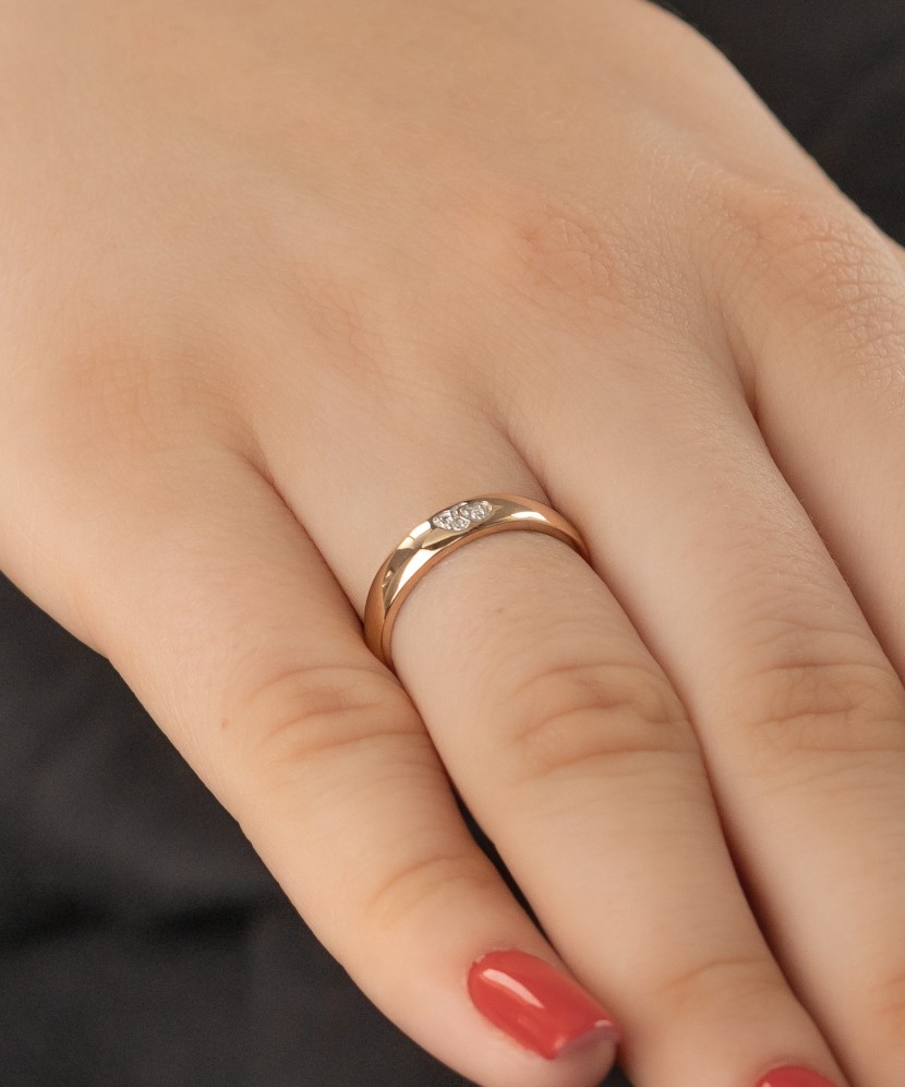 Zelta gredzens ar dimantiem