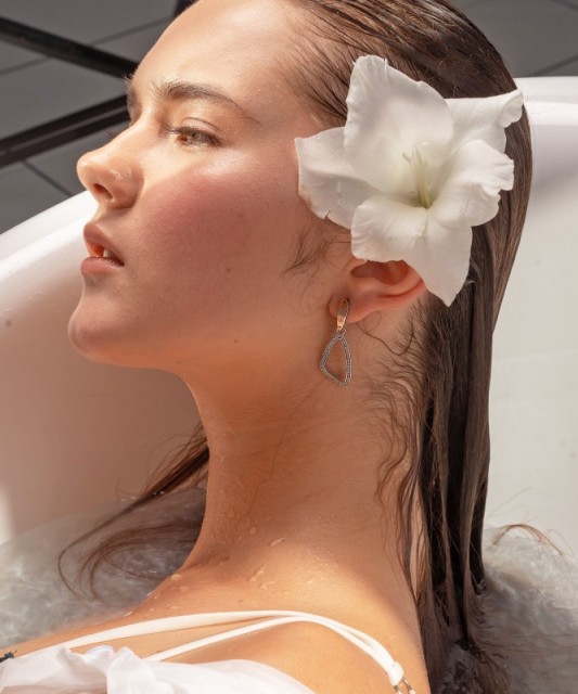 Apzeltīti sudraba auskari ar cirkonijiem