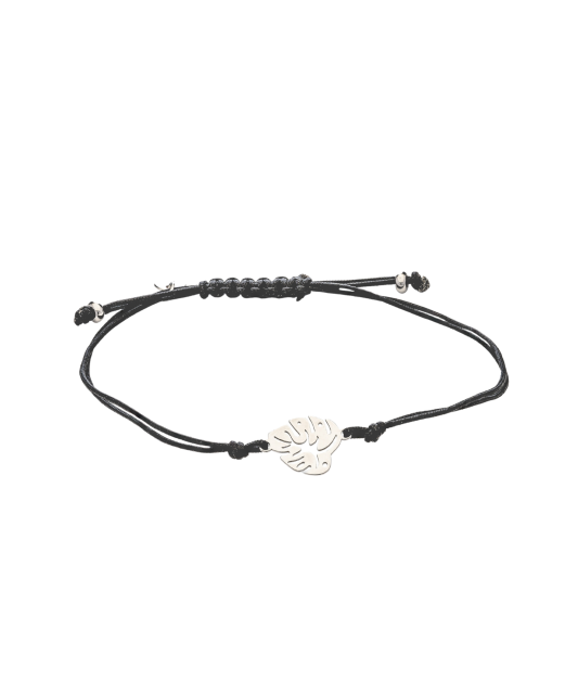 Melnā diegu rokassprādze ar sudraba piekariņu "Lapa"