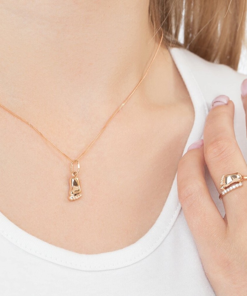 Zelta piekariņš ar cirkoniju "Pēdiņa" - Zelta Kuloni - Goldinga