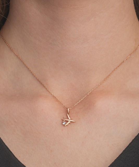 Zelta piekariņš ar cirkonijiem