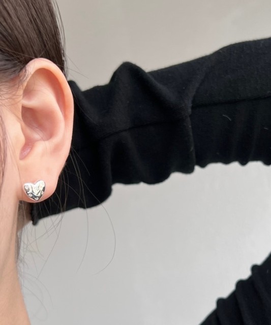 Серьги из серебра с цирконом "Сердце"