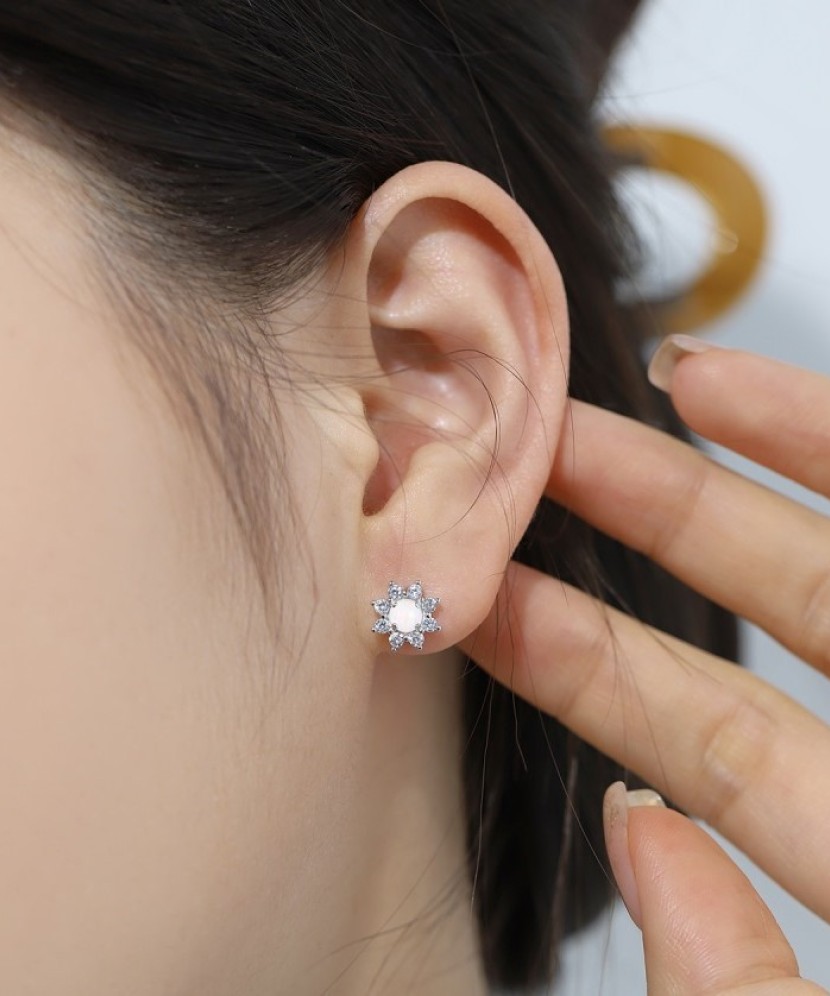 Sudraba auskari ar opālu un cirkonijiem