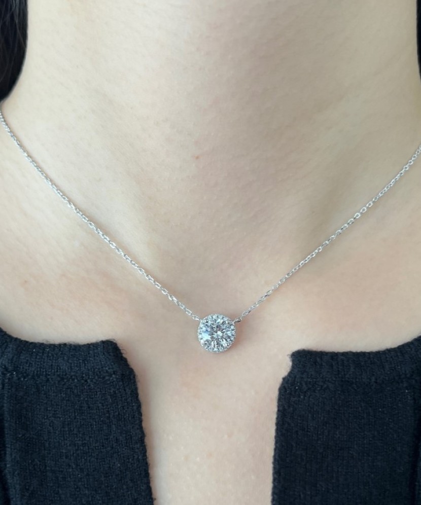 Серебряная цепочка с подвеской из циркона