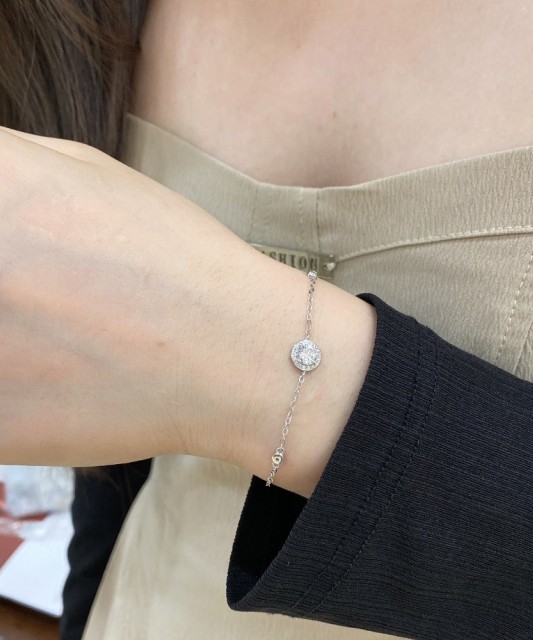 Sudraba rokassprādze ar cirkonijiem