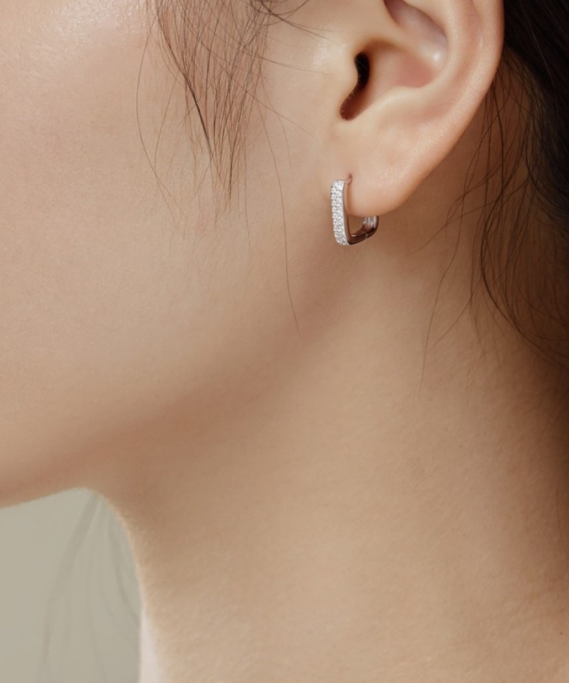 Серьги из серебра с цирконами