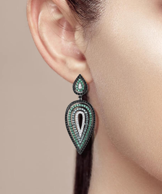 Серьги из серебра с цирконом и шпинели