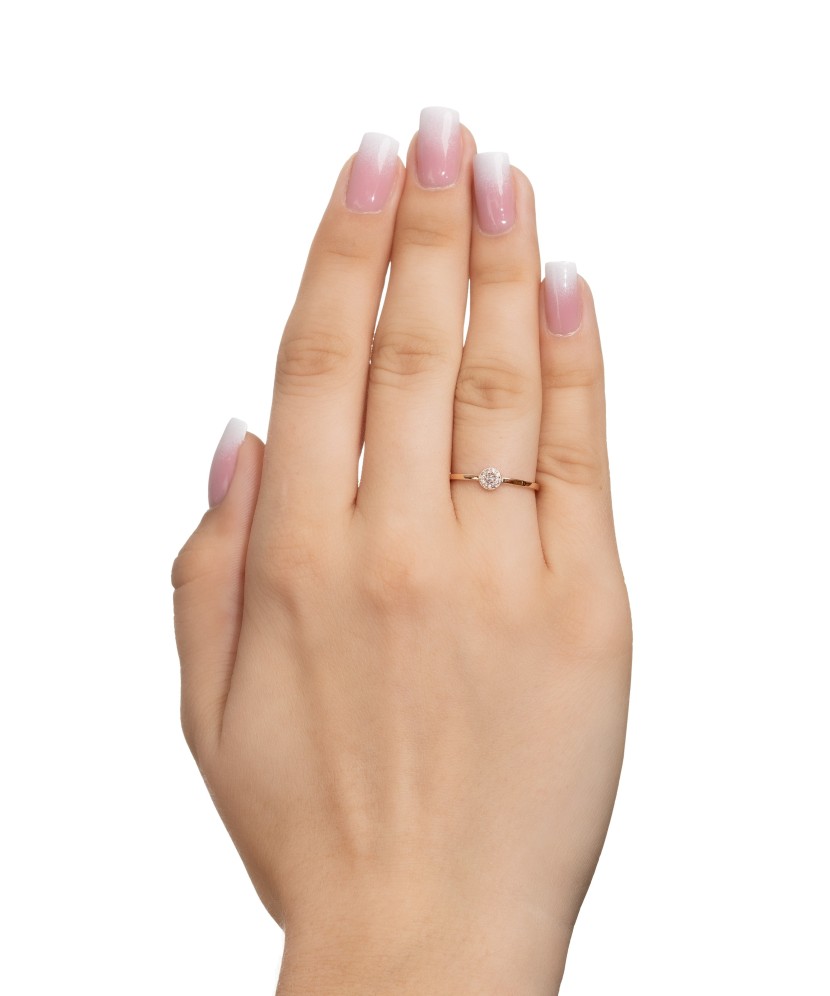 Zelta gredzens ar cirkonijiem