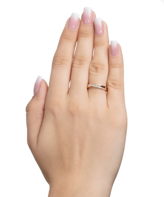 Zelta gredzens ar cirkonijiem