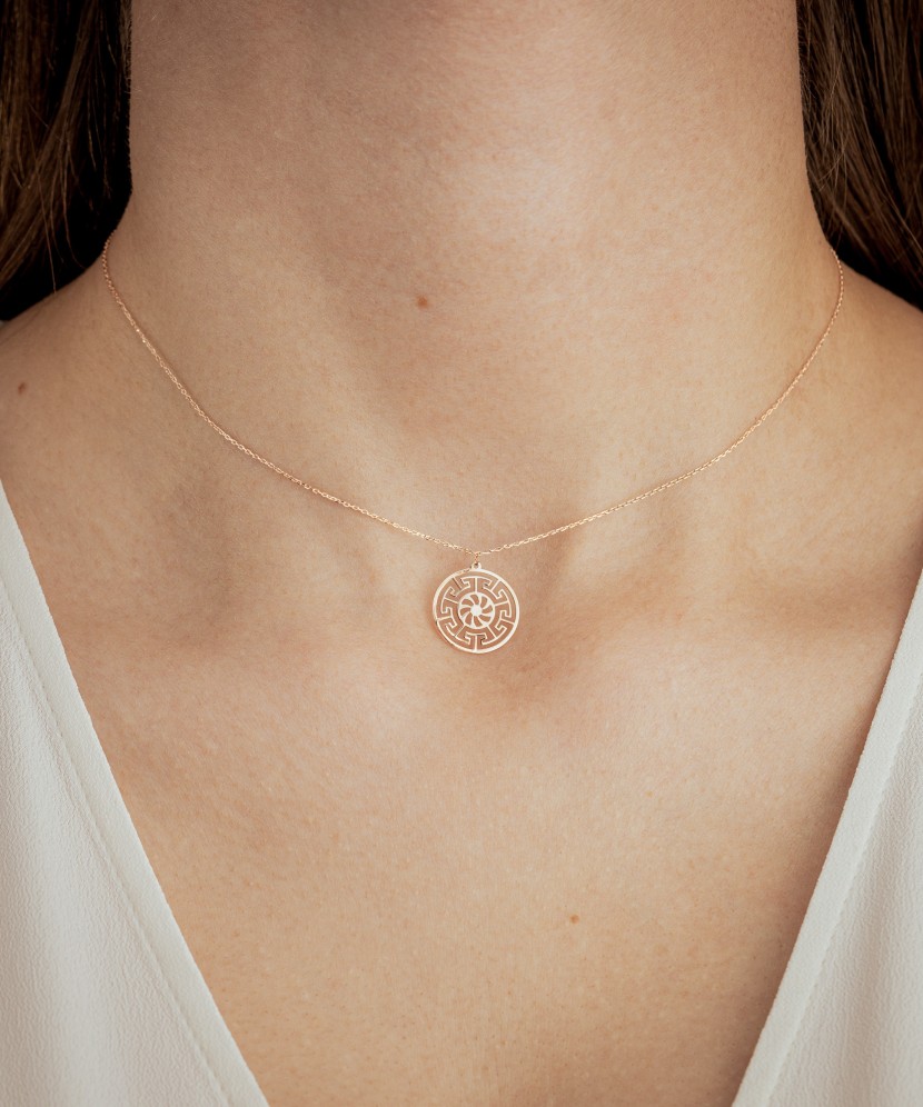 Золотая цепочка с подвеской