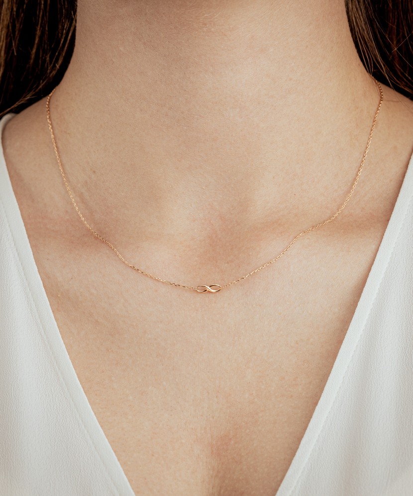 Dubultā zelta ķēdīte ar piekariņiem "Bezgalība" - Goldinga
