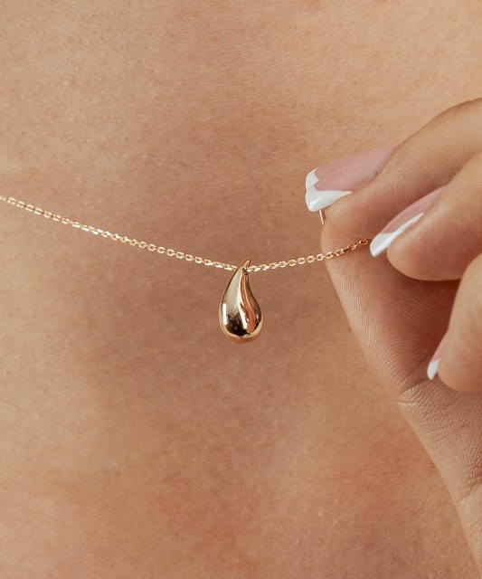 Zelta ķēdīte ar piekariņu