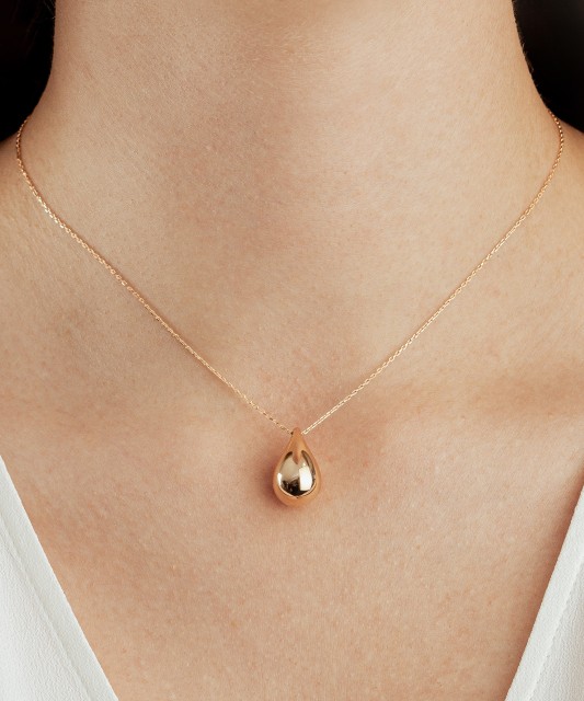 Zelta ķēdīte ar piekariņu