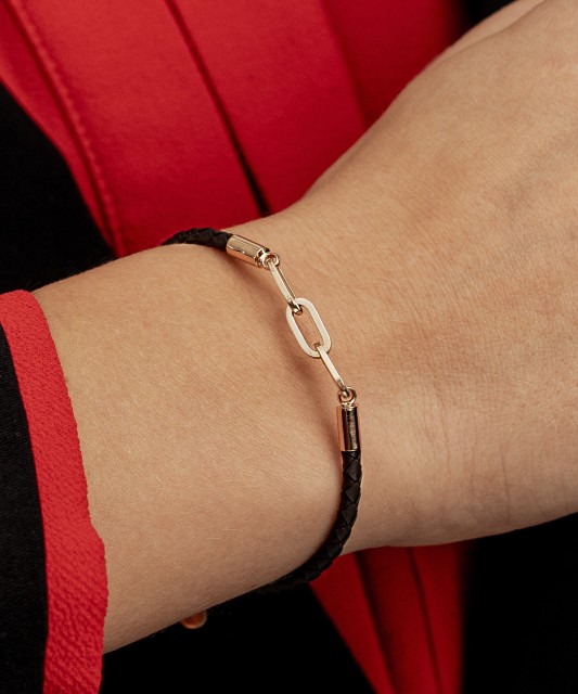 Ādas rokassprādze ar zeltu un cirkonijiem