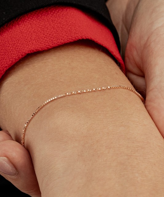 Золотой браслет "Box" 0.8мм