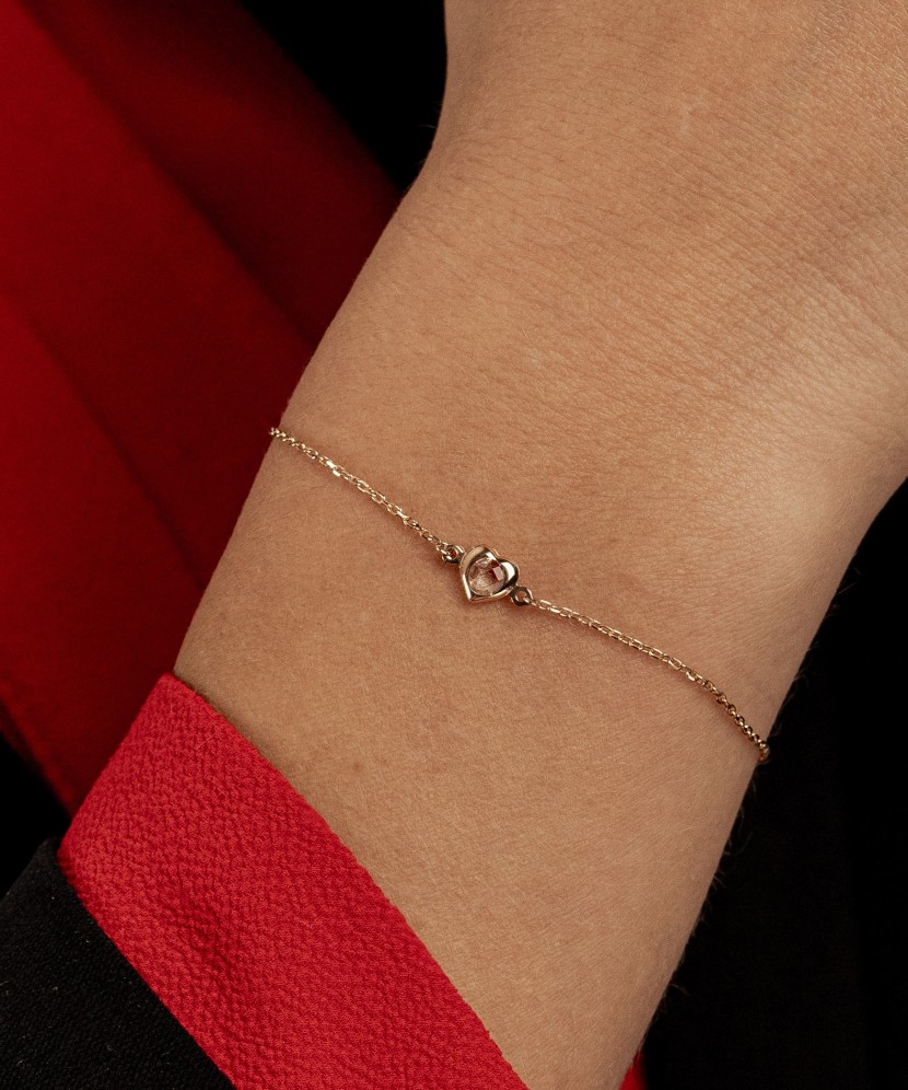 Zelta rokassprādze ar cirkoniju