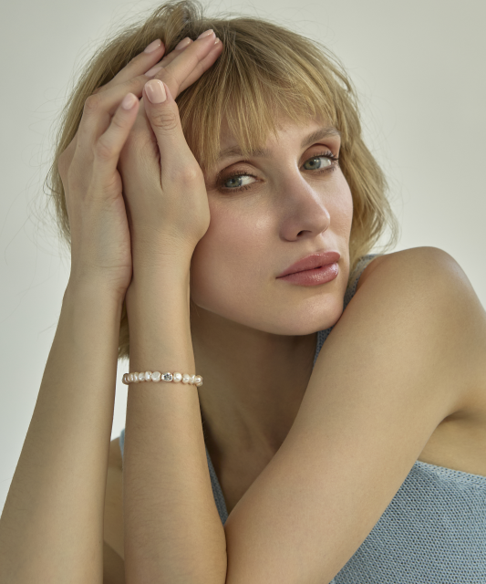 Rokassprādze Ar Pērlēm Un Sudrabu