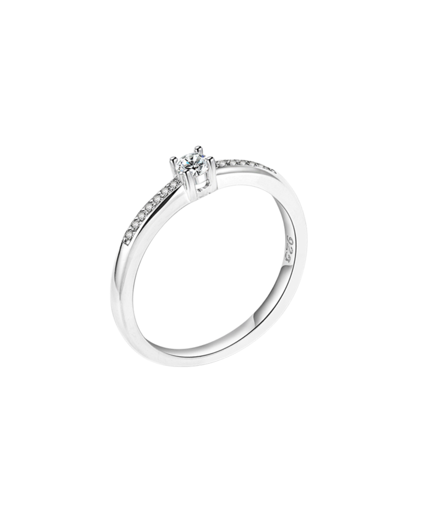 Серебряное кольцо с цирконами