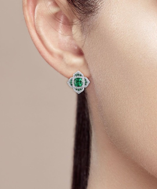 Sudraba auskari ar cirkonijiem un špineļiem