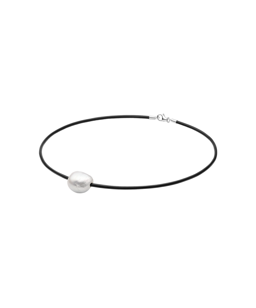 Кожаная цепочка с жемчугом