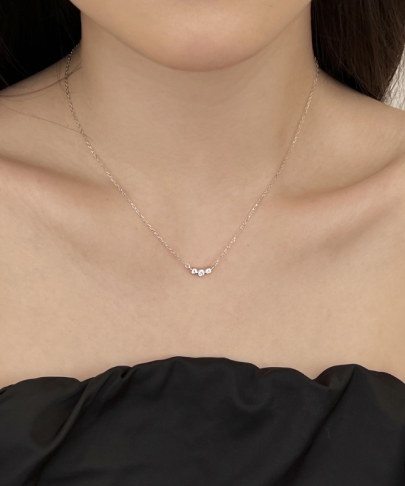 Sudraba ķēdīte ar cirkonija piekariņu