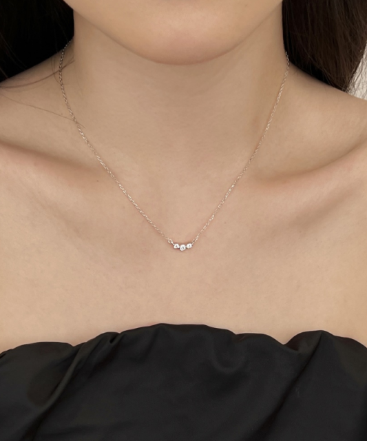 Sudraba ķēdīte ar cirkonija piekariņu