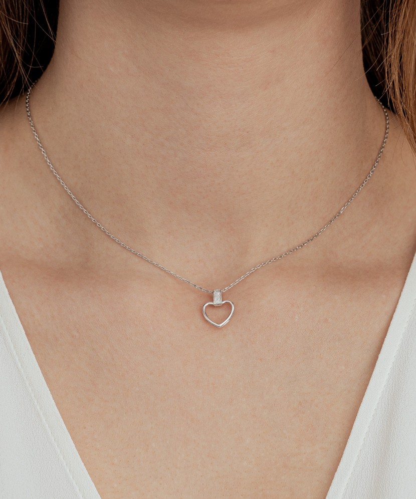 Baltā zelta kulons ar dimantiem "Sirds"