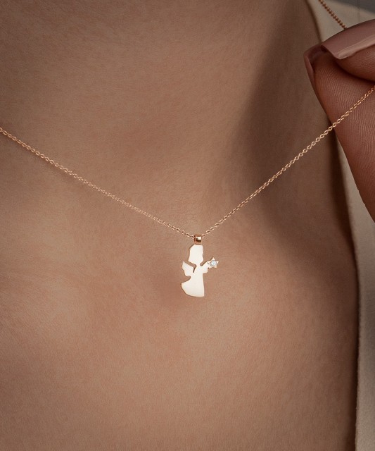 Zelta ķēdīte ar briljanta piekariņu