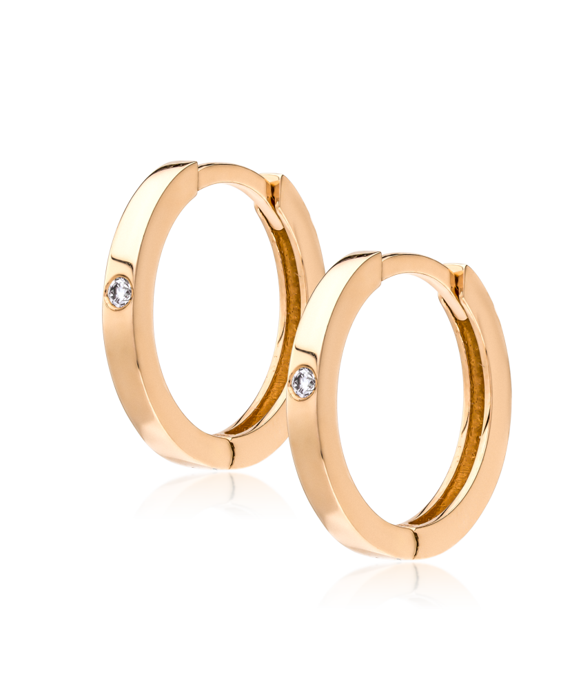 Zelta auskari ar dimantiem