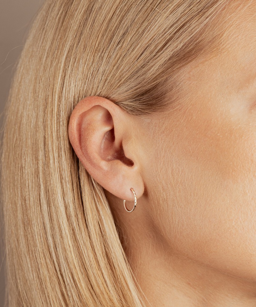 Золотые серьги конго с гравировкой 13mm