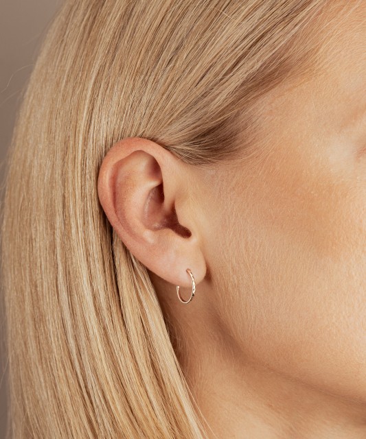 Золотые серьги конго с гравировкой 13mm