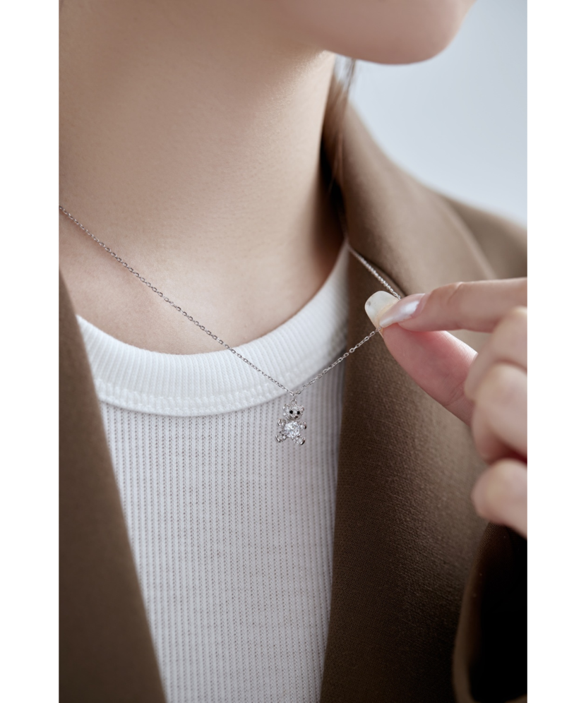 Sudraba ķēdīte ar cirkonija piekariņu