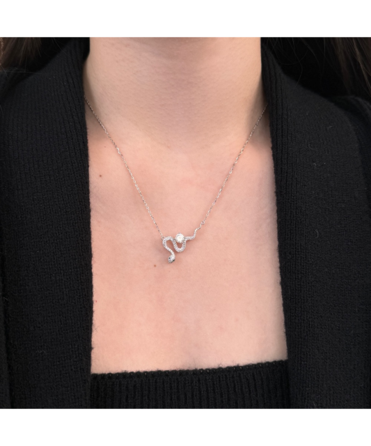 Sudraba ķēdīte ar cirkonija piekariņu