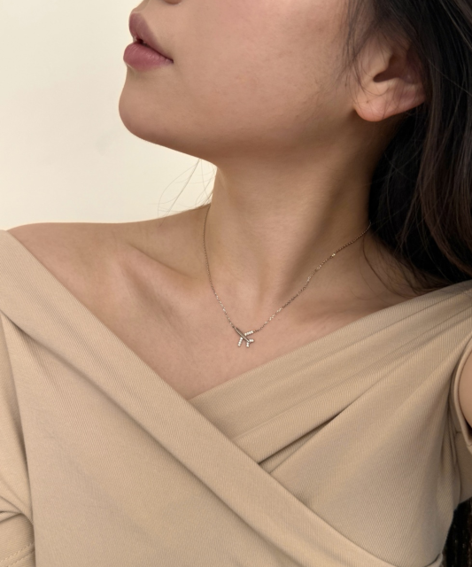 Sudraba ķēdīte ar cirkonija piekariņu