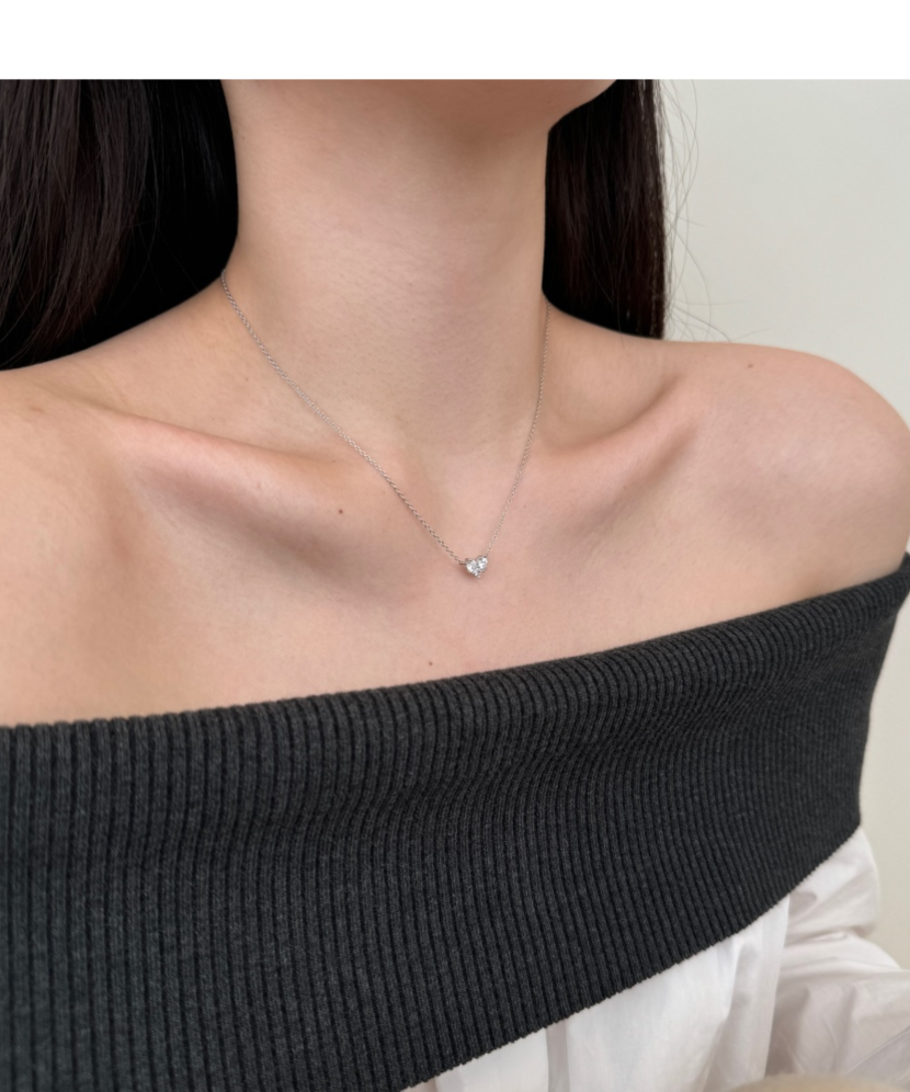 Sudraba ķēdīte ar cirkonija piekariņu