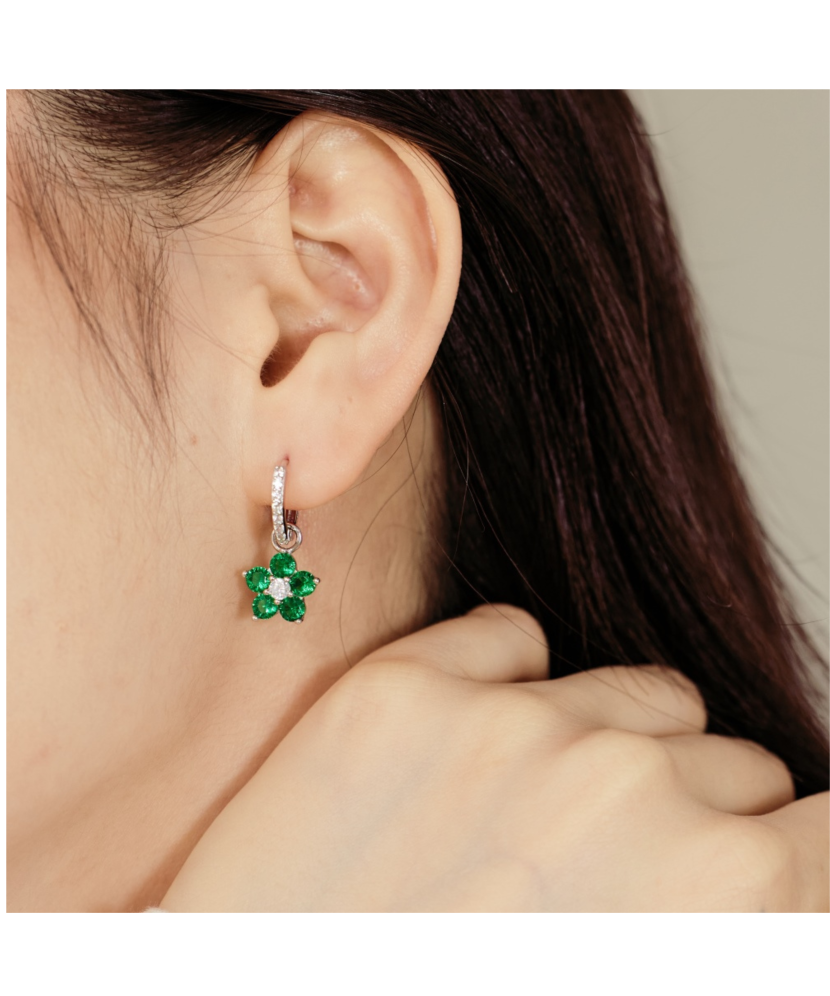 Серьги из серебра с цирконами