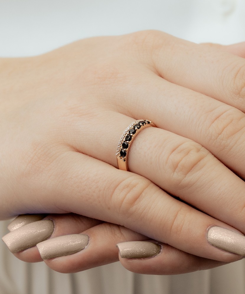 Zelta gredzens ar cirkonijiem