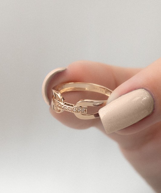 Золотое кольцо с цирконами