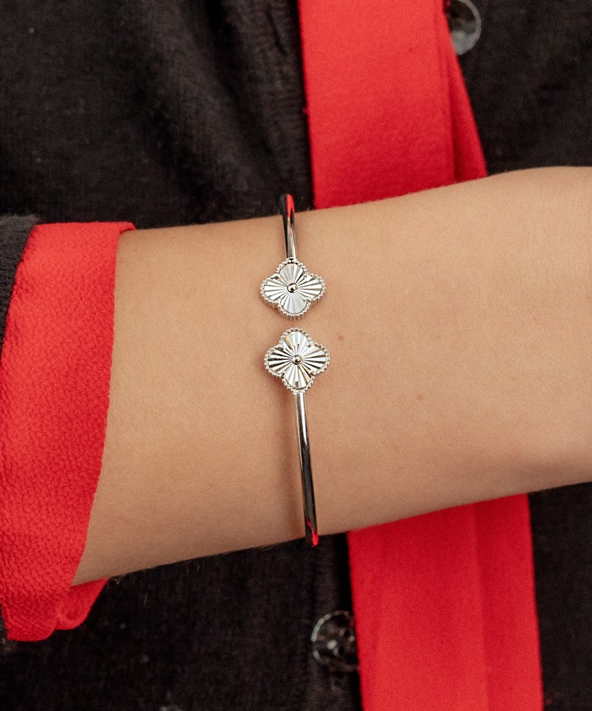 Sudraba rokassprādze