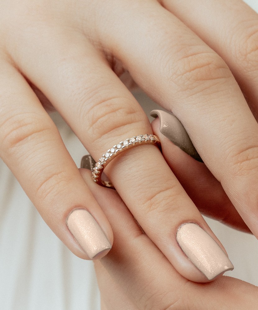 Золотое кольцо с цирконами