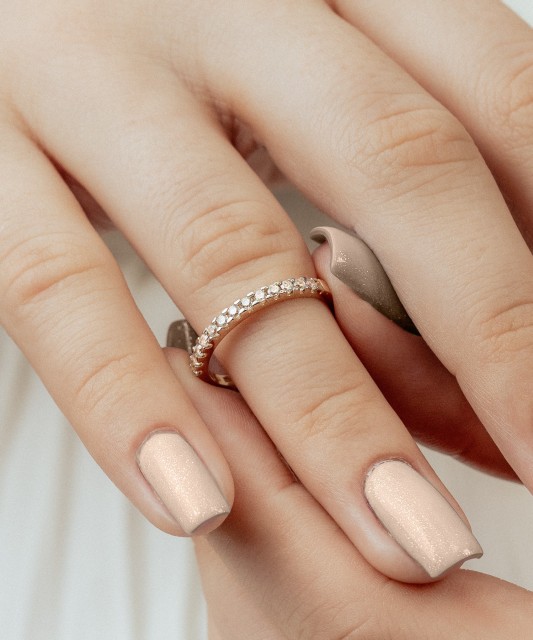 Золотое кольцо с цирконами