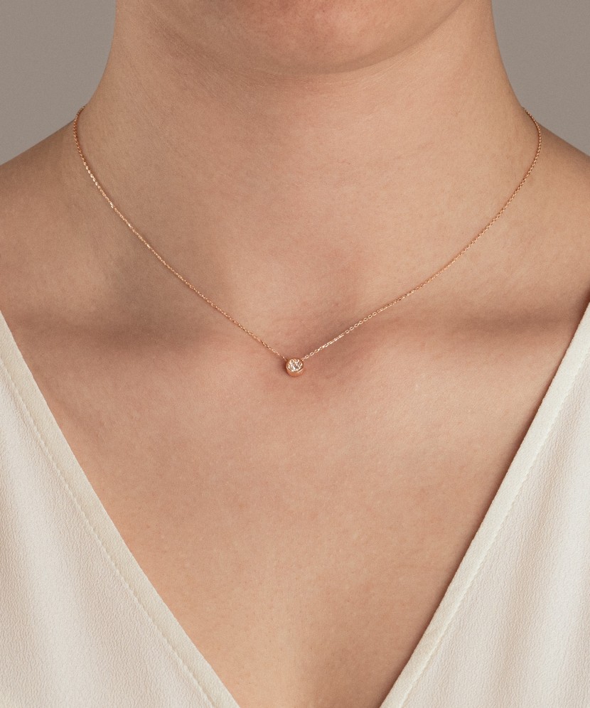 Золотая цепочка с подвеской из циркона