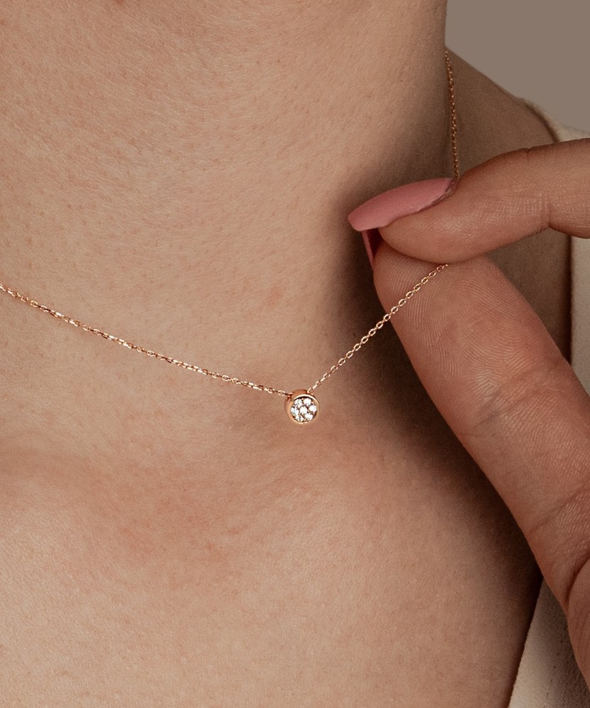 Zelta ķēdīte ar cirkonija piekariņu