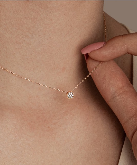 Zelta ķēdīte ar cirkonija piekariņu