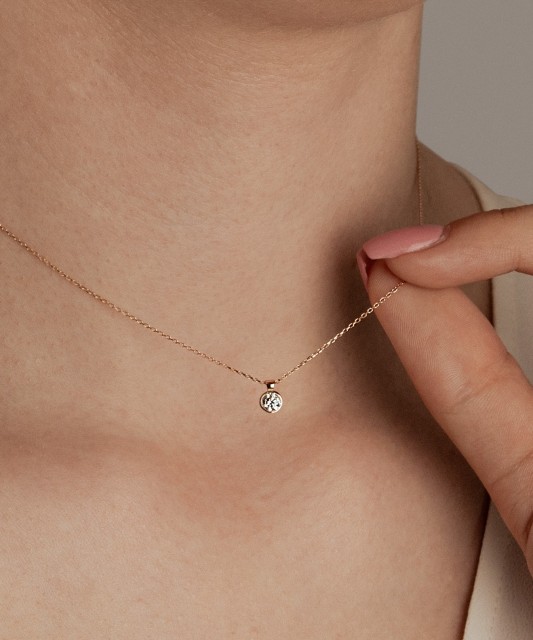 Zelta ķēdīte ar cirkonija piekariņu